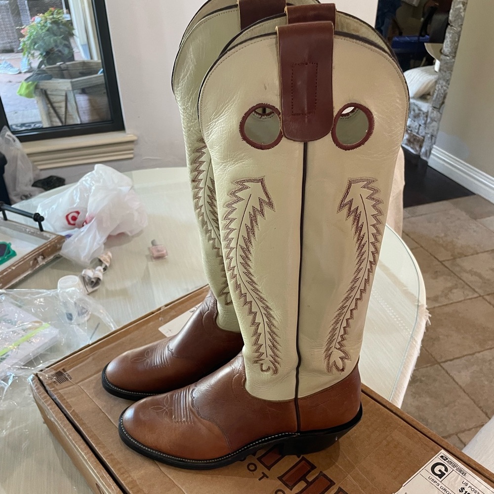 Olathe Boot Co. Tan and Cream Western Boots size 11B